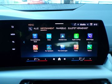 BMW 218 Active Tourer - 12