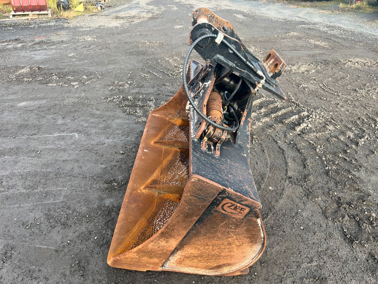 Fahrzeugabbildung Andere ZFE hydraulischer Grabenräumlöffel / MS21 / 2021