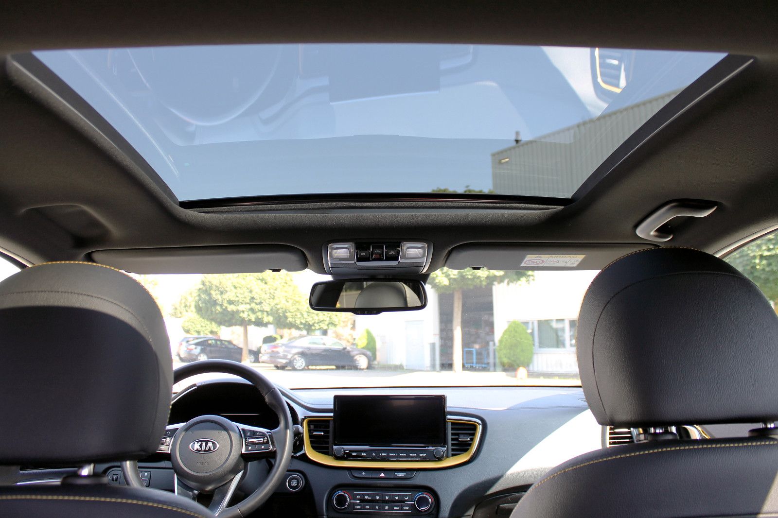 Fahrzeugabbildung Kia XCeed 1.5T-GDI Xdition LED ACC KAM PANO SHZ NAV