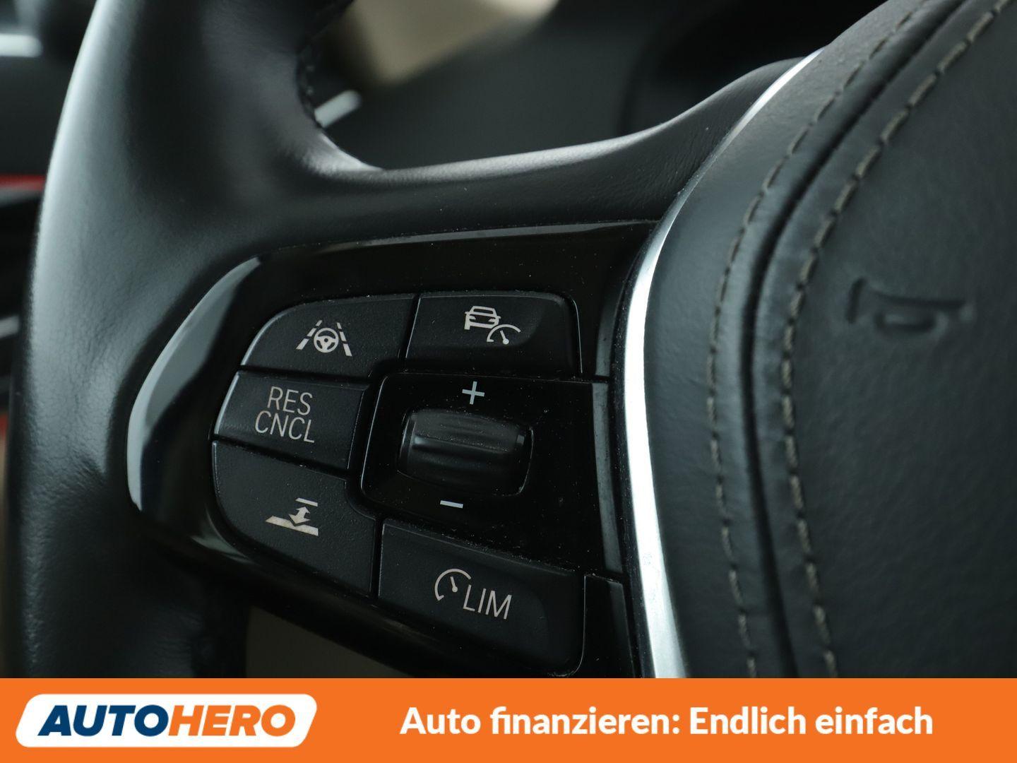 BMW 520d xDrive Aut.*NAVI*LED*PDC*ACC*SHZ*ALU*