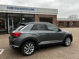 Volkswagen T-Roc Style - gebrauchte VW T-Roc aus dem Jahr 2019