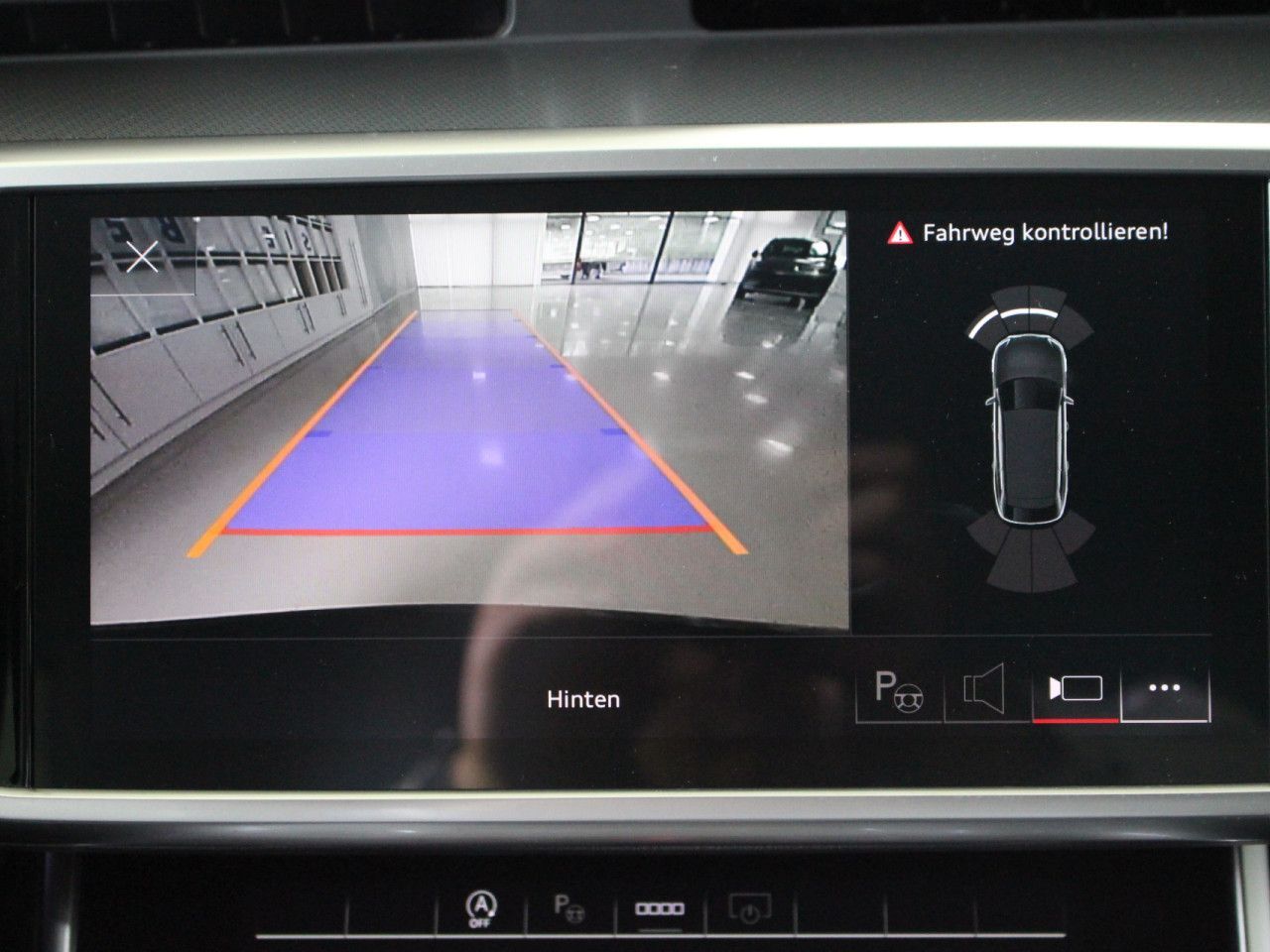 Fahrzeugabbildung Audi A6 Avant 45 TFSI design Leder/LED/ACC/RFK