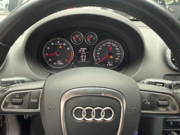 Audi A3 - 8