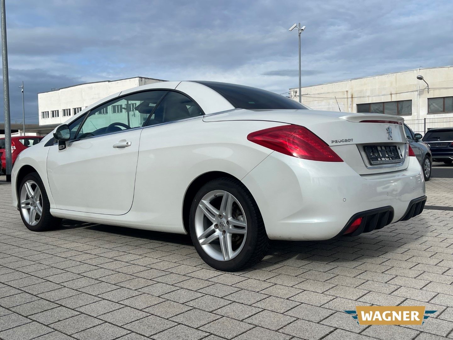 Fahrzeugabbildung Peugeot 308 CC Cabrio-Coupe Premium Klimaautomatik