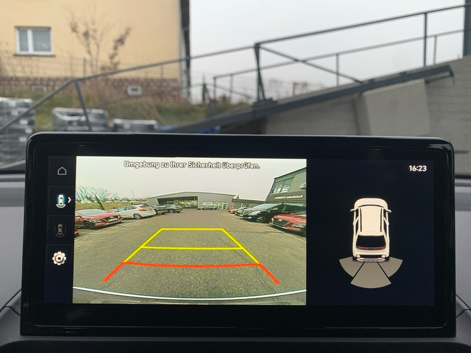 Fahrzeugabbildung Hyundai INSTER EV 42 kWh Select Navi