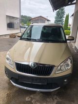 Skoda Fabia Combi 1.6 TDI Scout TÜV NEU - Skoda aus 2010: Scout