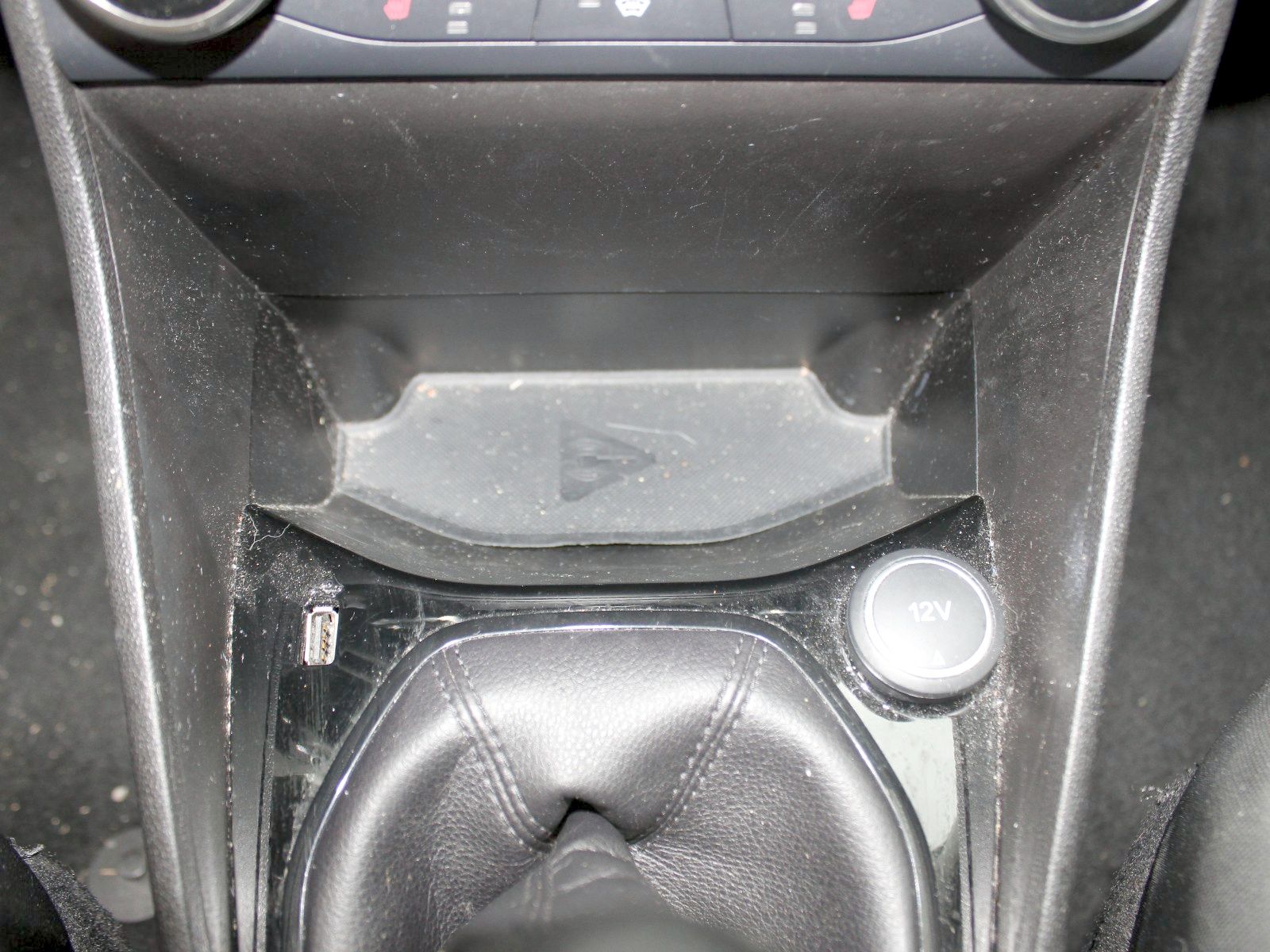 Fahrzeugabbildung Ford Fiesta Cool & Connect 1,1