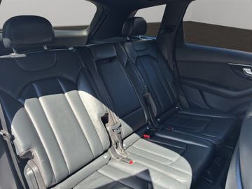 Audi Q7 - 10