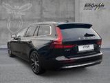 Volvo V60 T6 AWD Core Recharge Plug-In Hybrid - Volvo V60: Recharge Core
