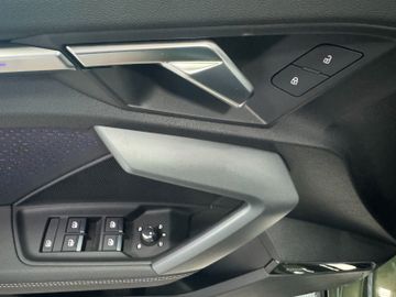 Fahrzeugbestand 12 Audi A3 Sportback TFSI S line Pano Matrix 360Grad