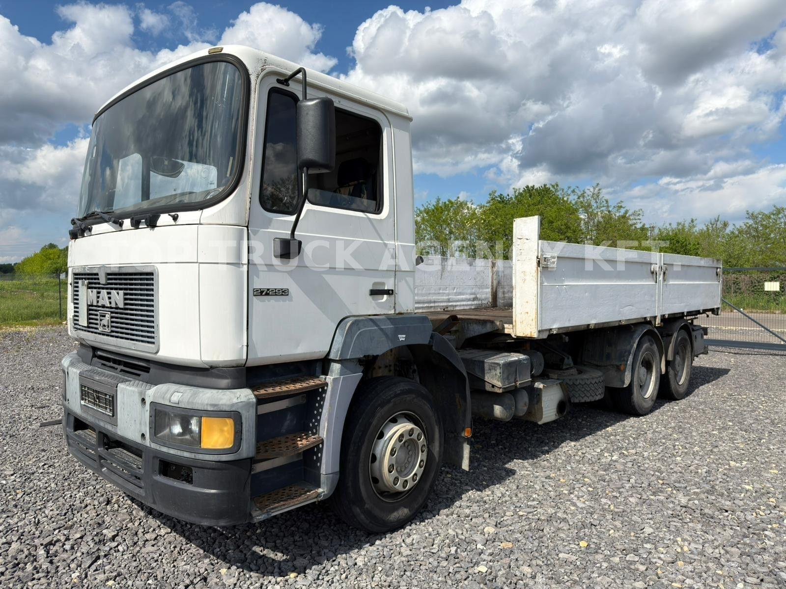 MAN 27.293 / 6x4 / Full steel