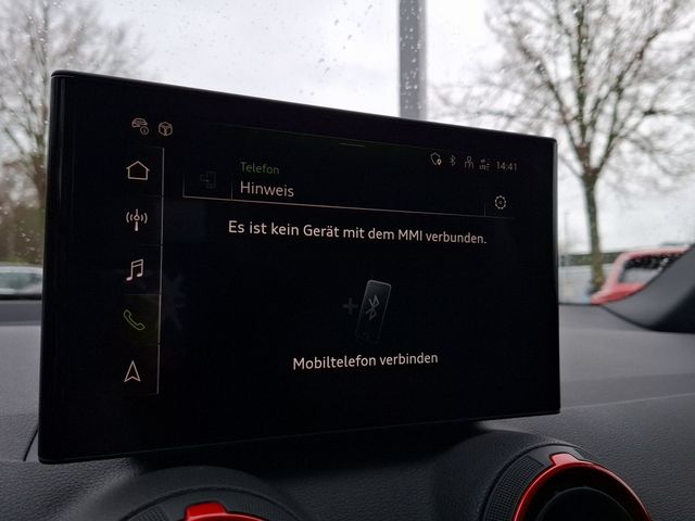 Q2 35 TFSI S line, Matrix, Navi, AHK