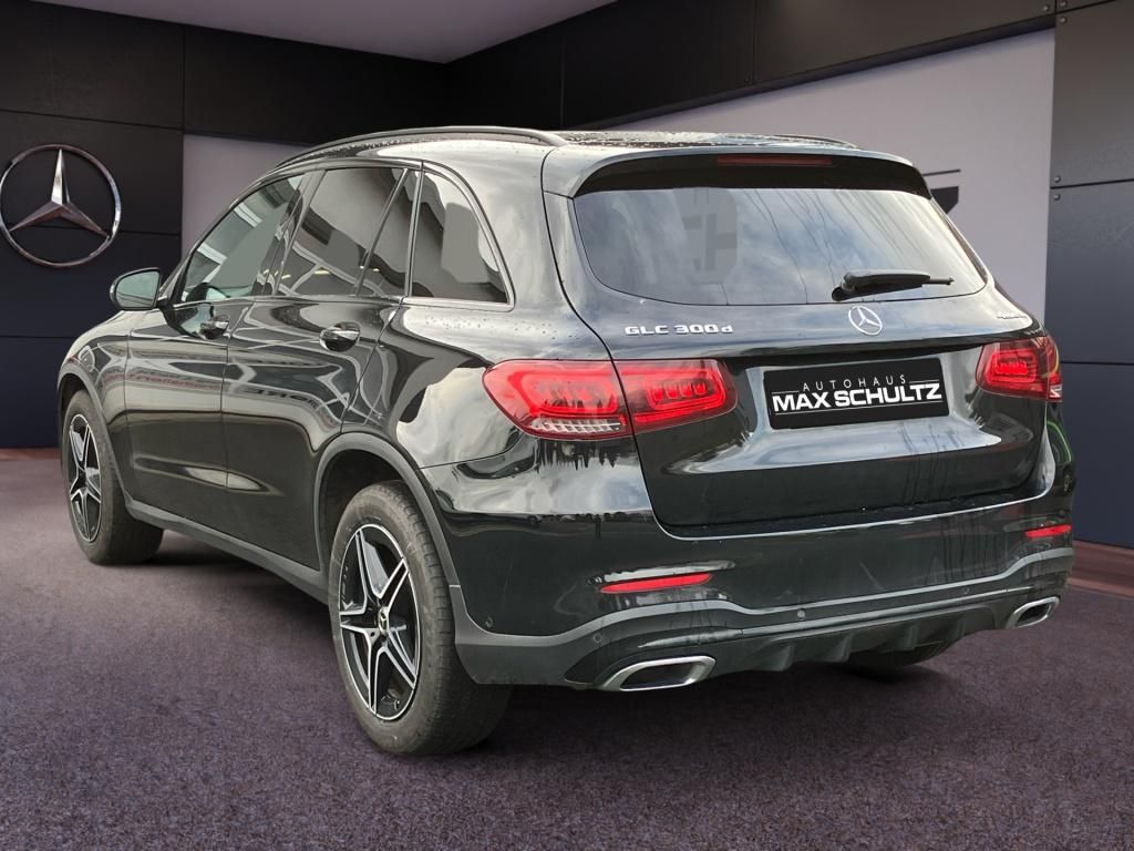 Fahrzeugabbildung Mercedes-Benz GLC 300 d 4MATIC AMG*Navi*PDC*SpurH*360°*LED