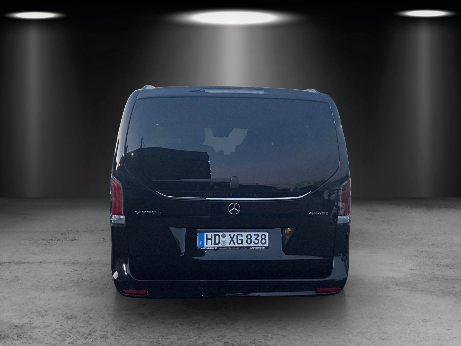Fahrzeugabbildung Mercedes-Benz V 250 d L 4M STYLE Standhzg AHK Pano MLED DISTRO