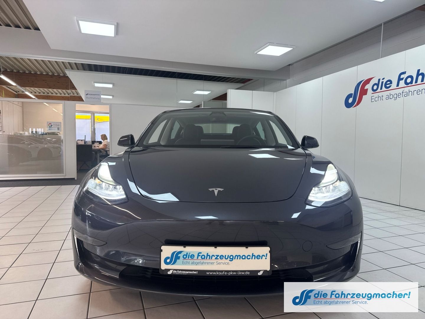 Fahrzeugabbildung Tesla Model 3 Long Range RWD Soundsystem ACC El. Heckk