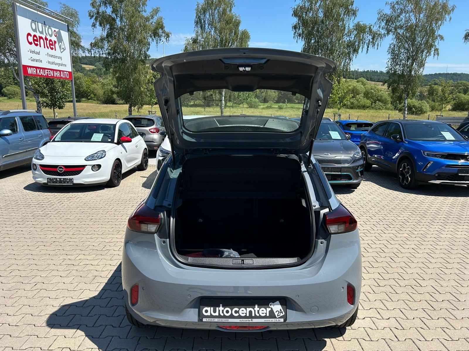 Fahrzeugabbildung Opel Corsa elektro°50 kWh°SOH 100%°LED°1.Hand°