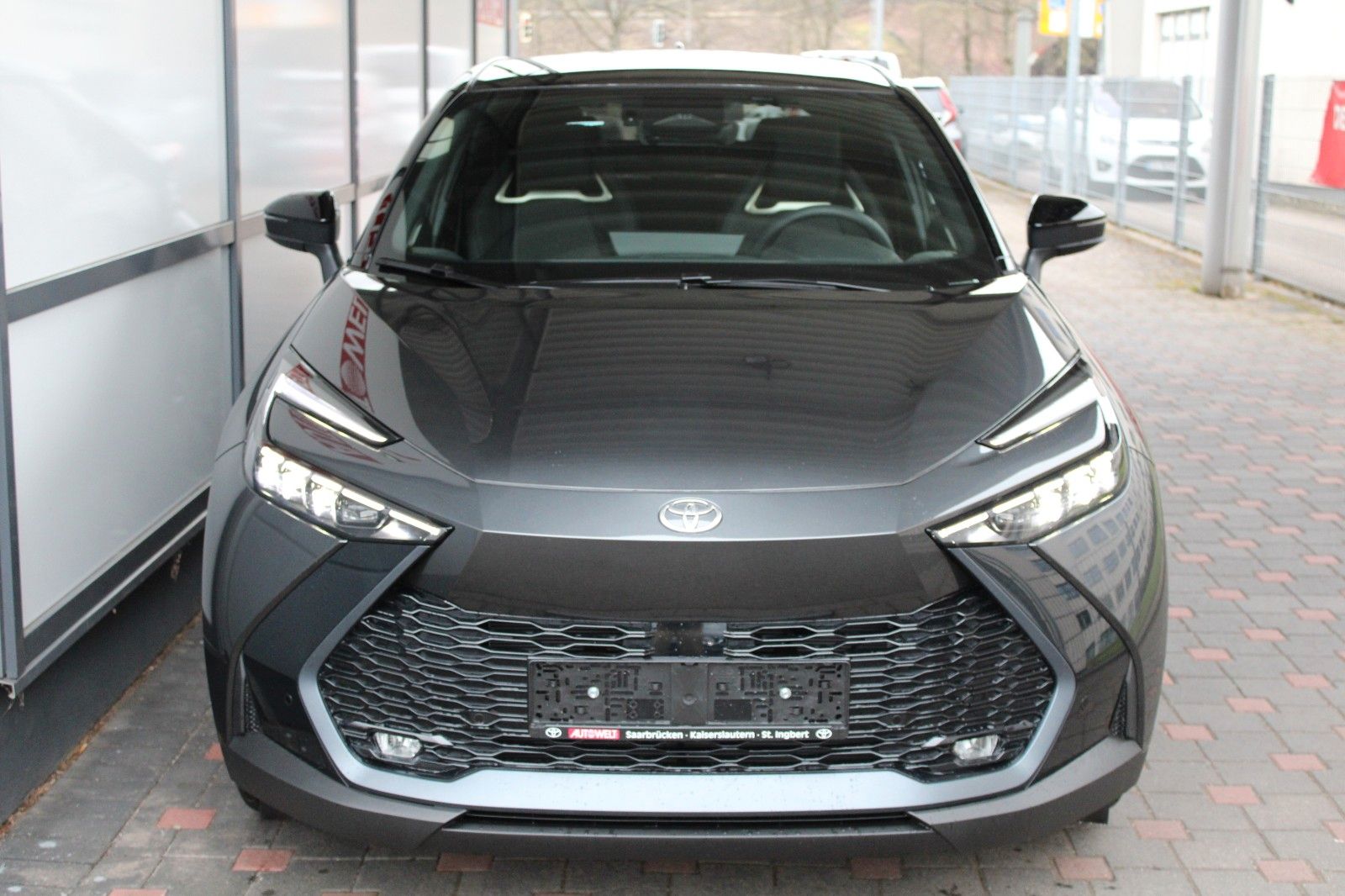 Fahrzeugabbildung Toyota C-HR 2.0 Hybrid Lounge, PANO,ALCANTARA