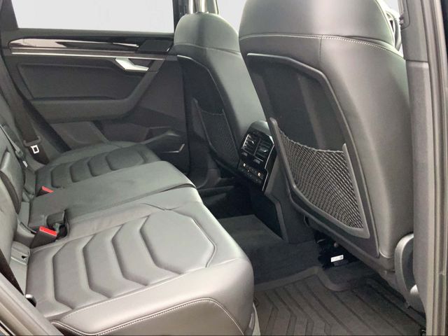 Touareg 3.0 V6 Ele 4M Pan,RFK,Nav,Shz