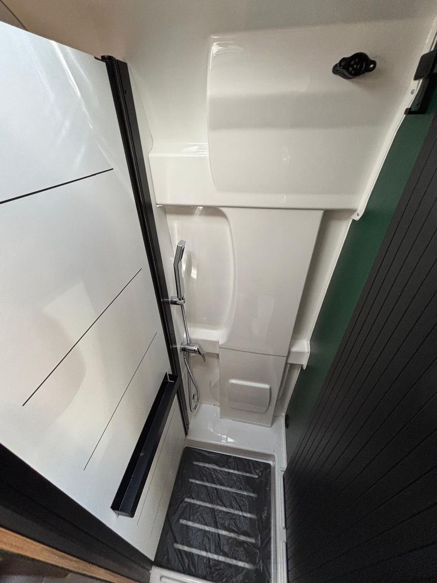 Fahrzeugabbildung Karmann Dexter DE 580 140 PS und Concept Paket