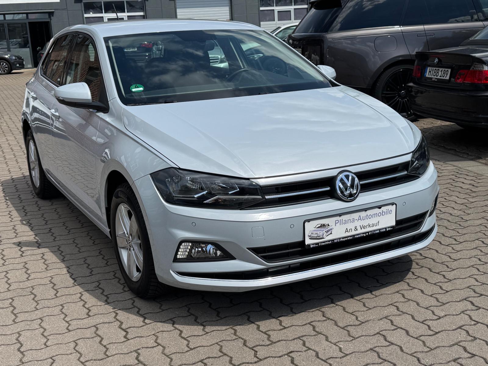 Volkswagen Polo VI Highline,Automatik,Erst 46tkm,TÜV/AU NEU