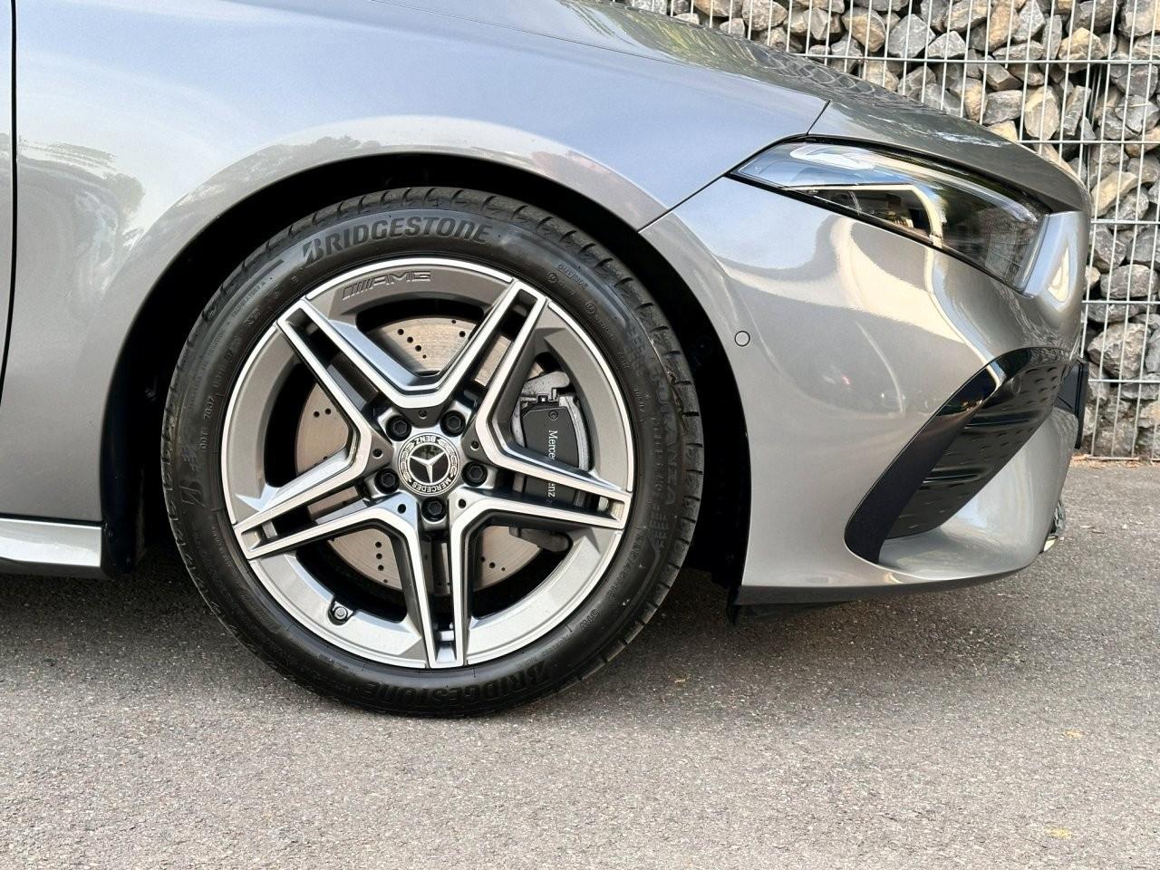 Mercedes-Benz A 250 4Mat. AMG, Premium, AHK, Kamera, Totwinkel