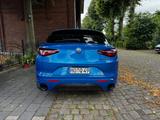 Alfa Romeo Stelvio 2.0 Turbo 16V 206kW Veloce AT8-Q4 Veloce - Alfa Romeo Stelvio veloce mit Benzin-Antrieb