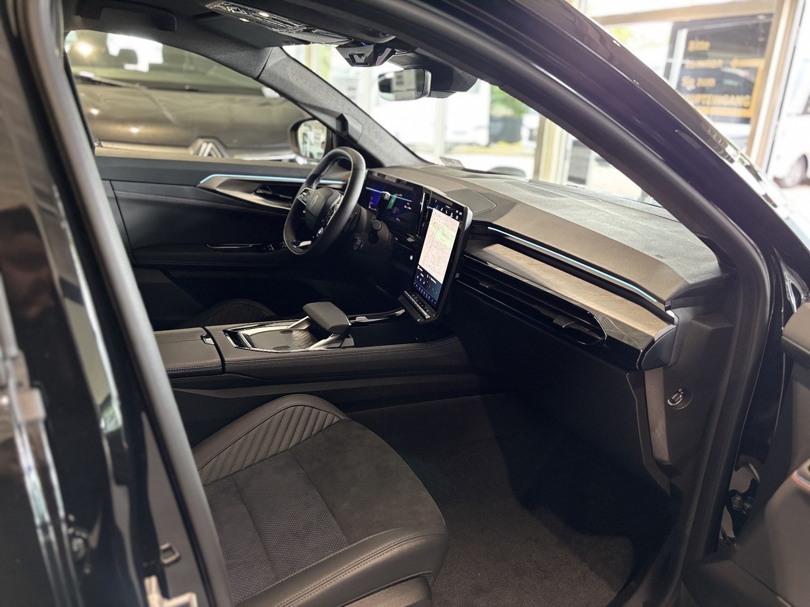 Renault Rafale - Bild 5