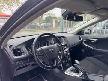 Volvo V40 - 8