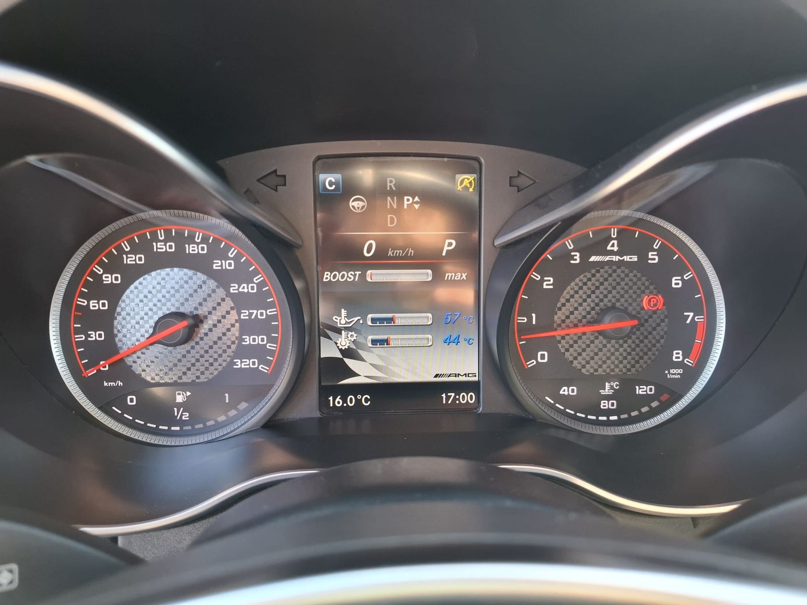 Fahrzeugabbildung Mercedes-Benz c63s AMG PANO*LEDER*BURMESTER*MULTIBEAM*DISTR.