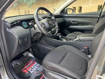 Hyundai TUCSON - 10