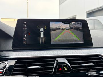BMW 525 - 12