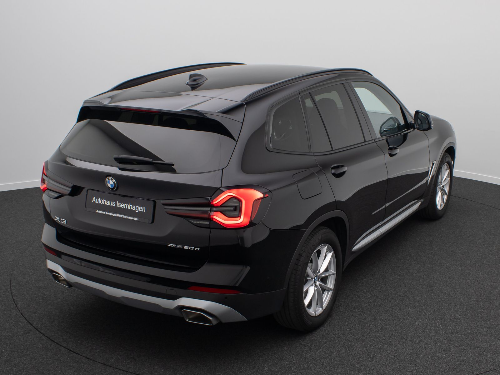 Fahrzeugabbildung BMW X3 xD20d Komfort Kamera HUD DAB Sport HiFi AHK