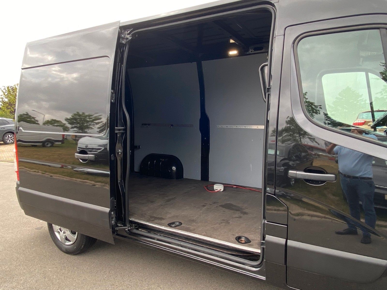 Fahrzeugabbildung Opel Movano B 2.3 CDTI L2H2 NAVI+KAMERA+TEMPOMAT+AHK+