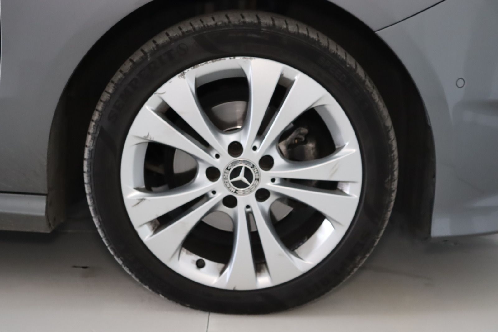 Fahrzeugabbildung Mercedes-Benz B 180 d * LED * Navigation