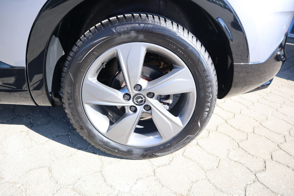 Fahrzeugabbildung Opel Grandland GS 1.2 Turbo Aut.+Pixel LED+Allwetter