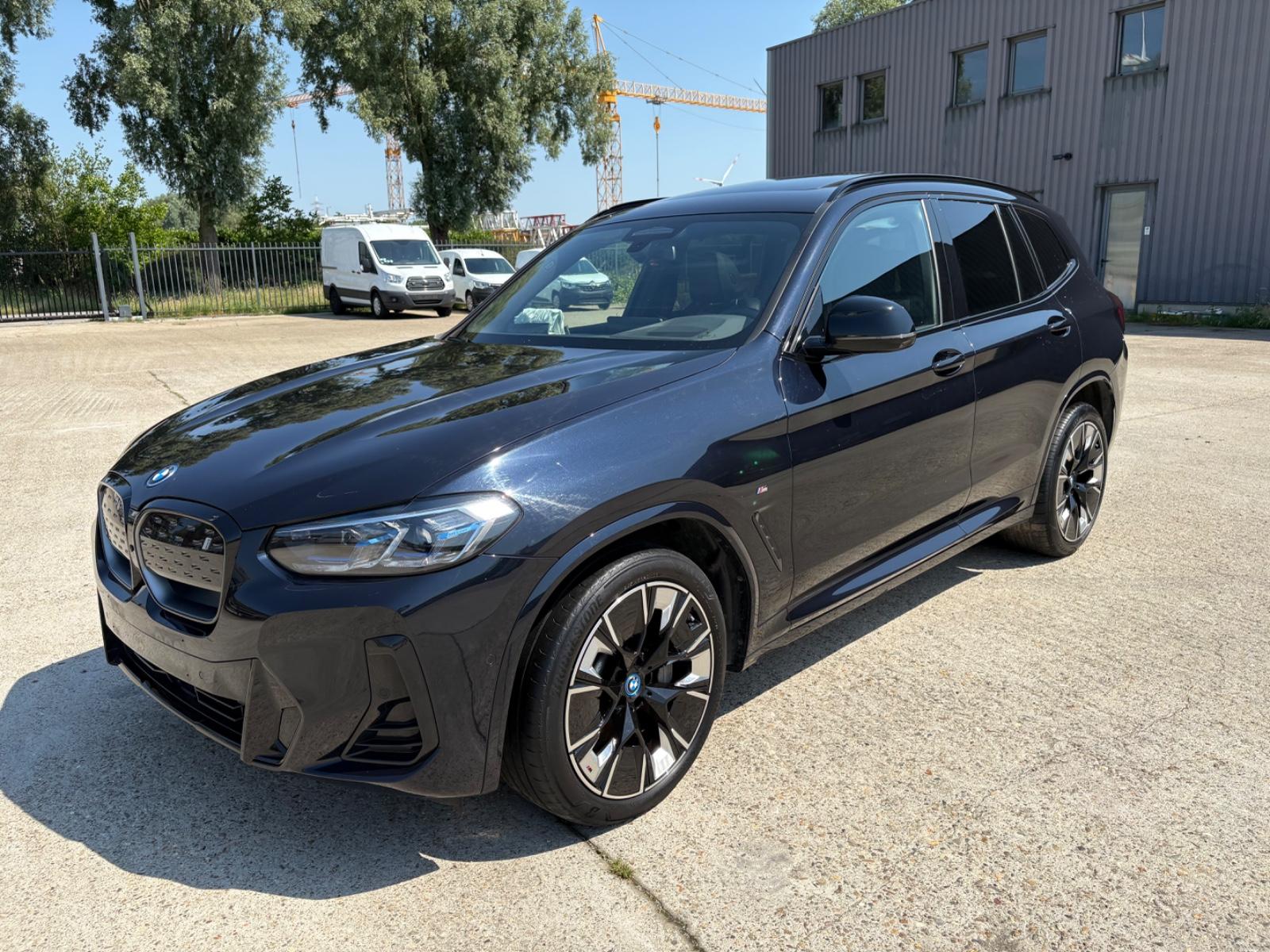 BMW iX3 M-PAKET SHADOW LINE