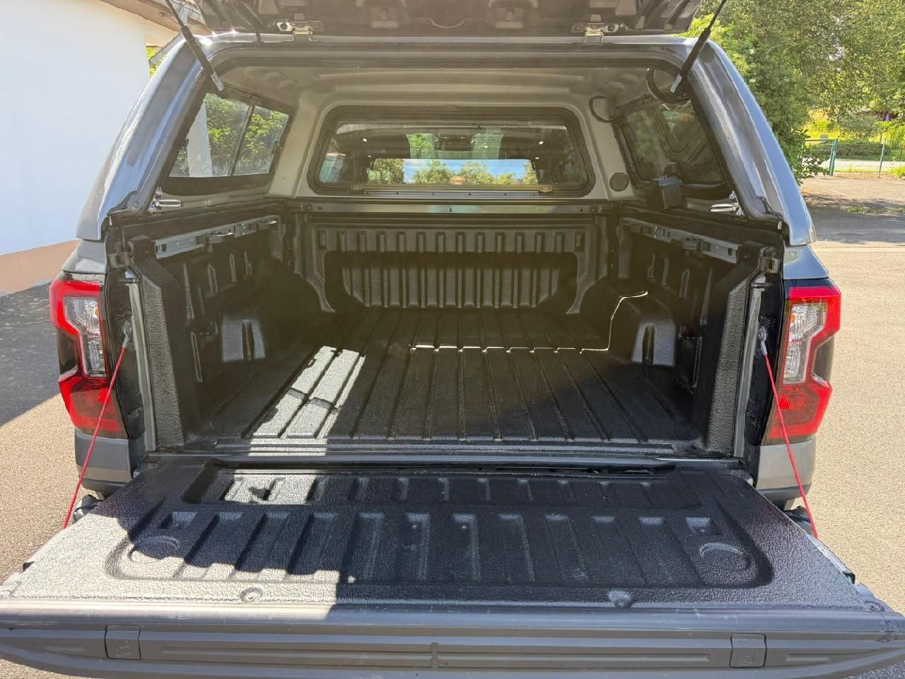 Fahrzeugabbildung Ford Ranger Wildtrak X e-4WD Doppelkabine