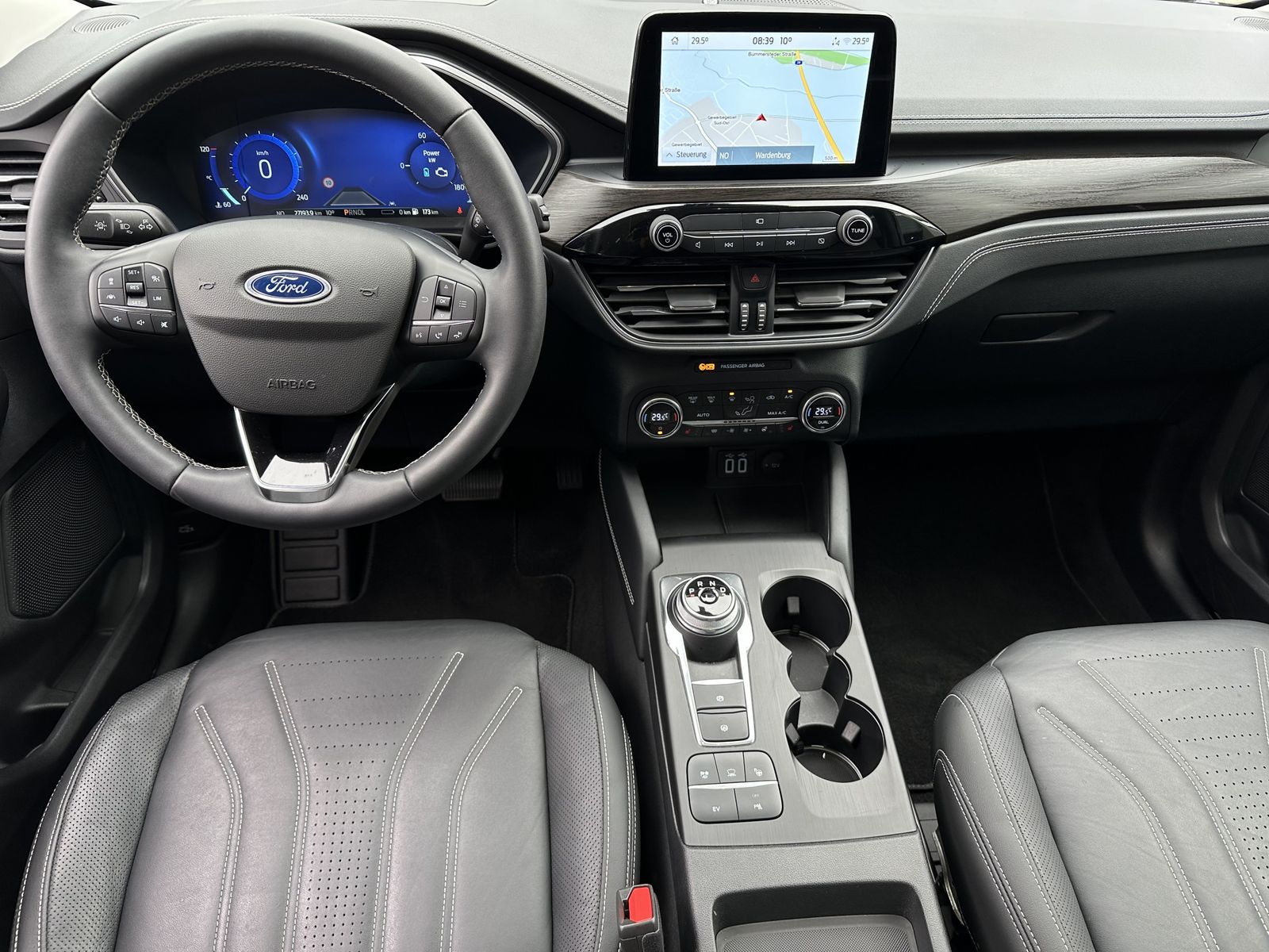 Fahrzeugabbildung Ford Kuga 2.5 Plug-In Hybrid Vignale NAV+LED+PANO+ACC