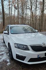 Skoda Octavia 2.0 TDI DSG RS Combi RS