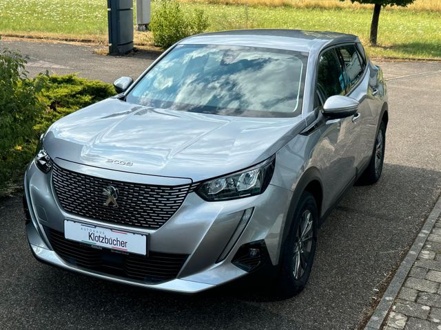 PEUGEOT 2008 e- Active