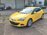 Opel Astra J GTC - Opel Astra aus 2011: Gtc