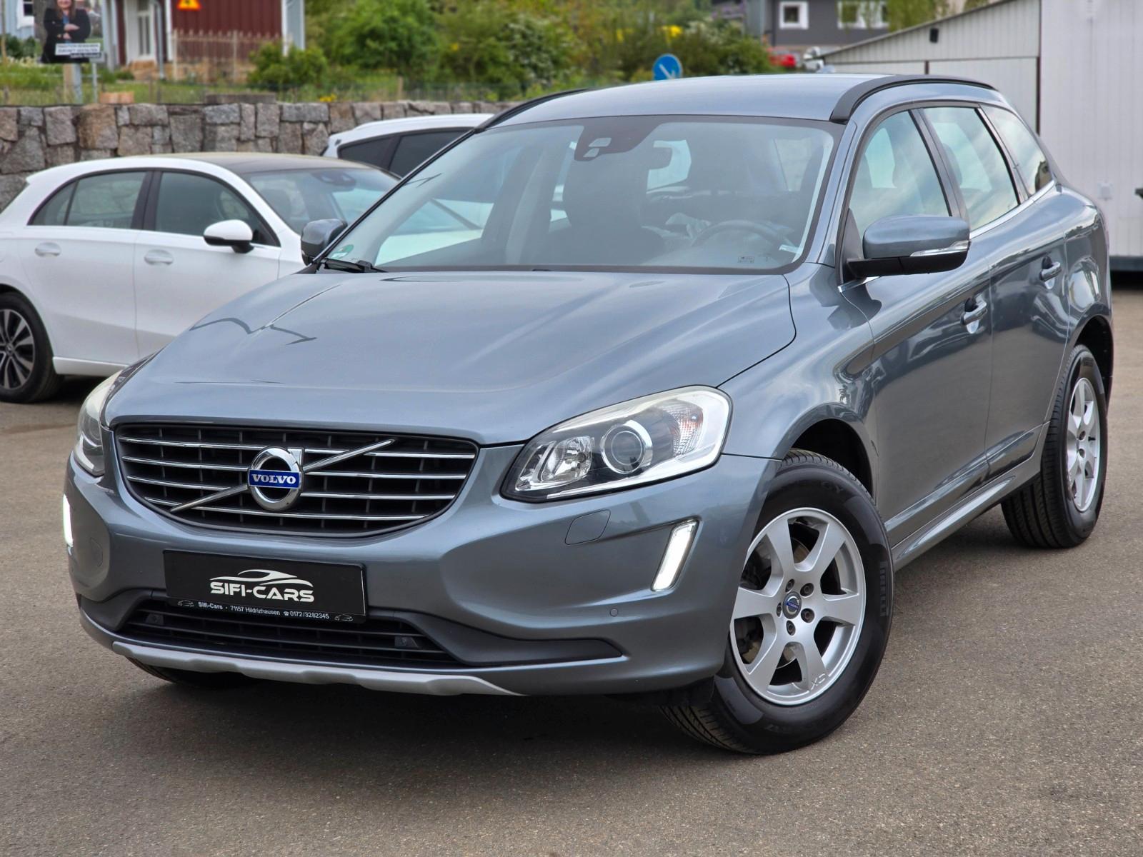 Volvo XC60 Momentum 2WD*NAV*LEDER*XENON*AHK*KINDERSITZ