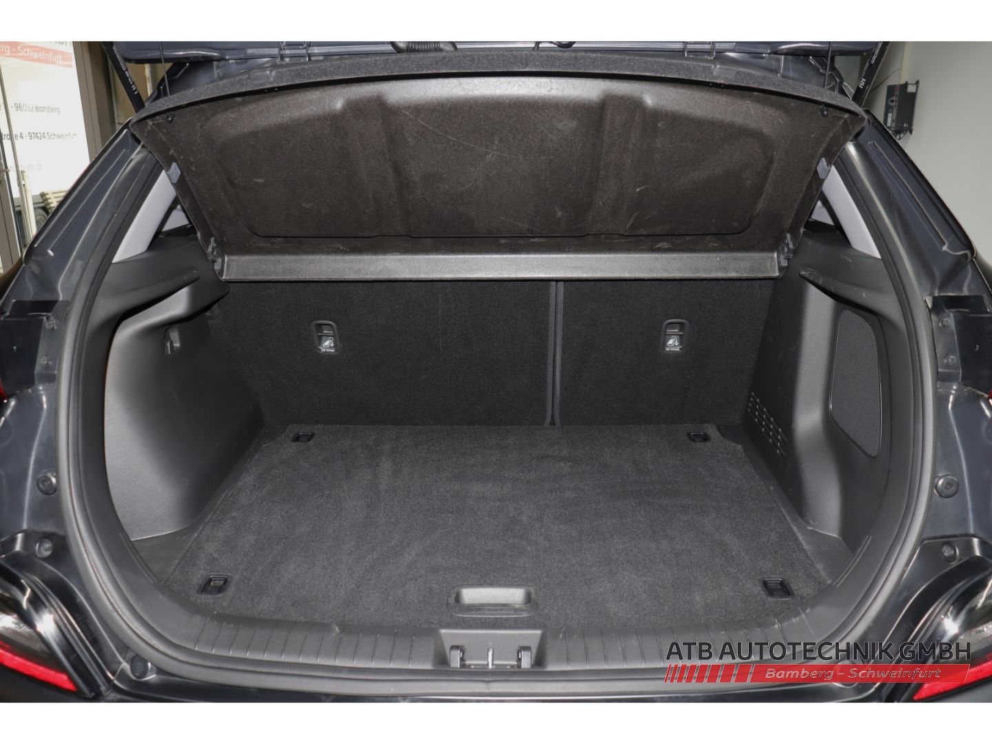 Fahrzeugabbildung Hyundai KONA Prime 1.6 T-GDI DCT 2WD HUD Navi Soundsyste