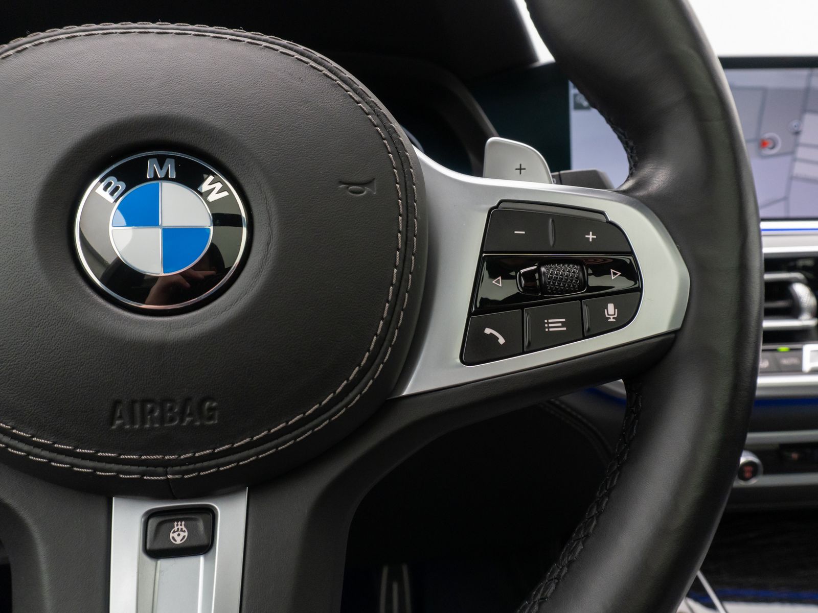 Fahrzeugabbildung BMW X7 M50i 360°HUD B&W Massage FondEnt 22Zoll Voll
