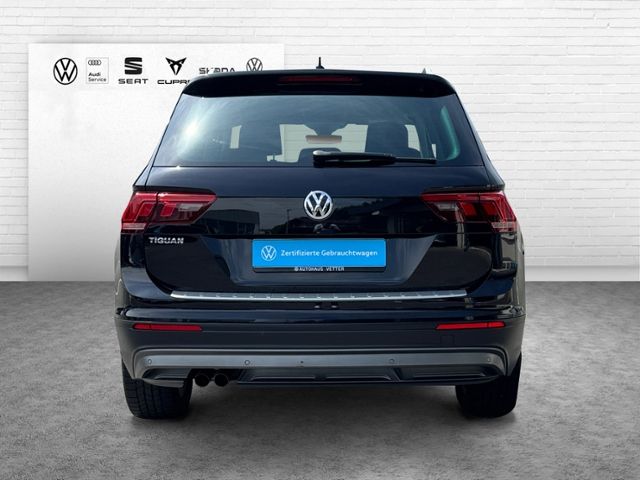 Fahrzeugabbildung Volkswagen Tiguan 1.4 TSI ACT Comfortline DSG LEDER NAVI KL