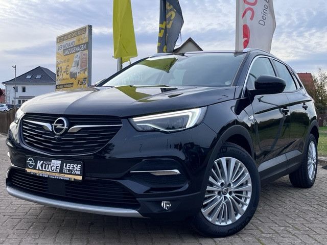 Ein Opel Grandland X der zum Leasing angeboten wird.