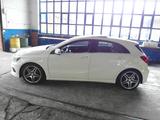 Mercedes-Benz A 200 AMG Line AMG Line mit Standheizung - : Beige, Abstandswarner