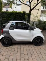 Smart ForTwo cabrio 60kW EQ edition nightsky prime...