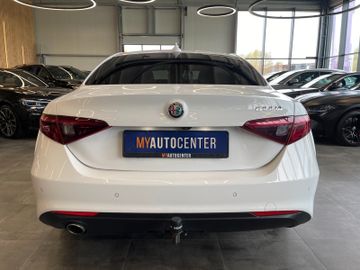Alfa Romeo Giulia 2,2 JTDM Executive *BI-XENON*ACC*AHK*LED*