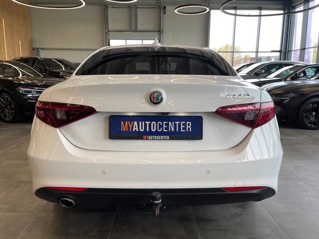 Alfa Romeo Giulia 2,2 JTDM Executive *BI-XENON*ACC*AHK*LED*